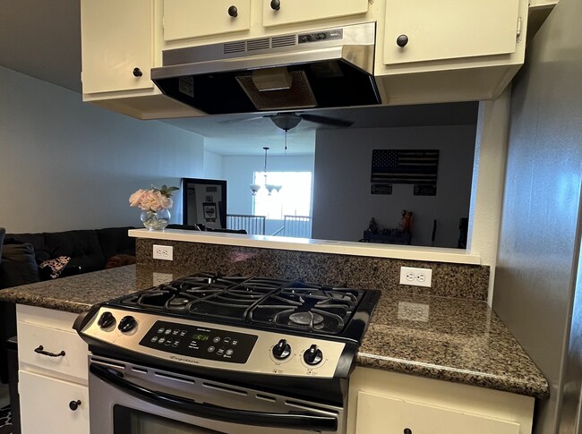 Foto del edificio - 9866 Highland Ave