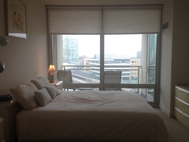 Bedroom - 1570 Elmwood Ave
