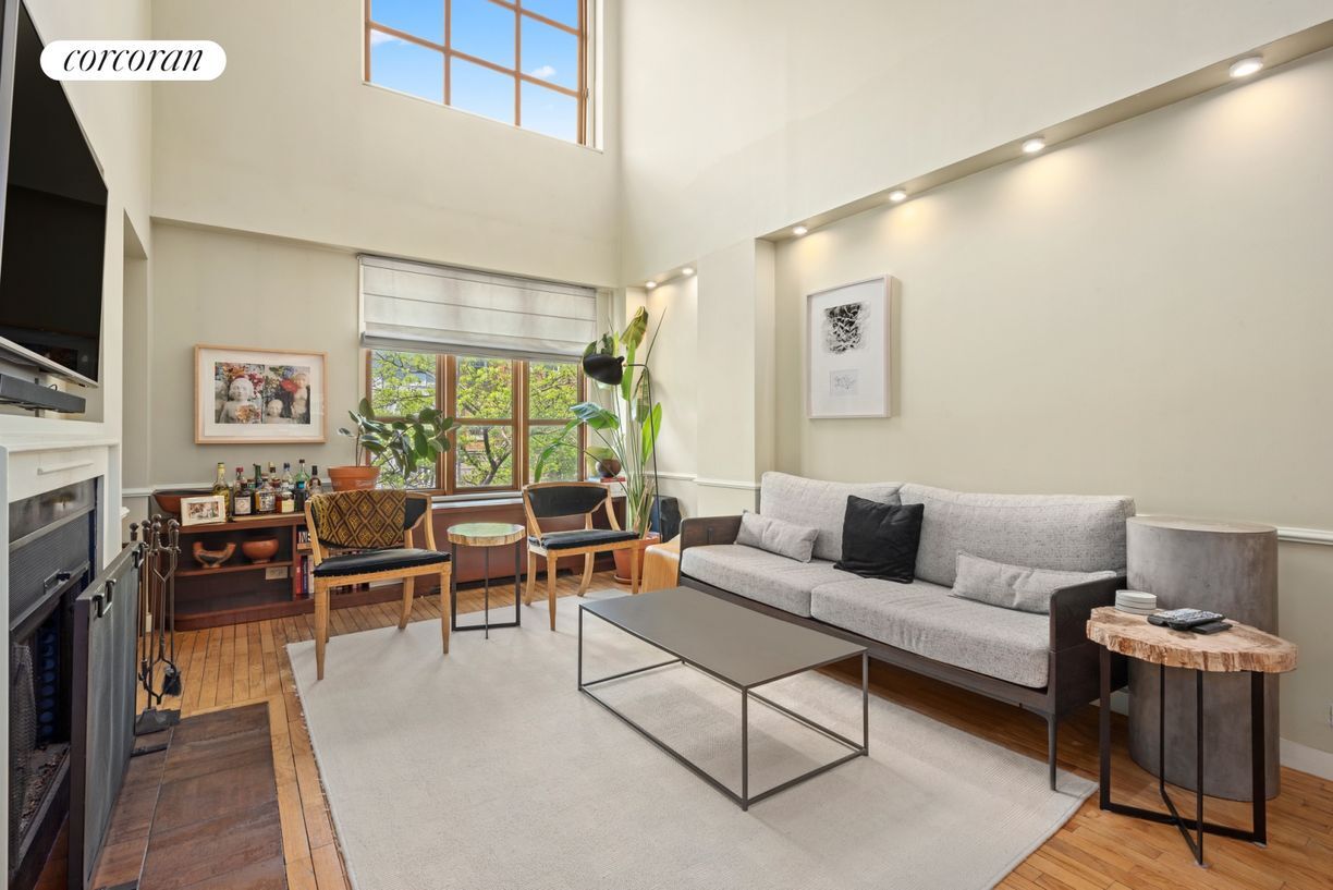 Foto principal - 89 W Washington Pl