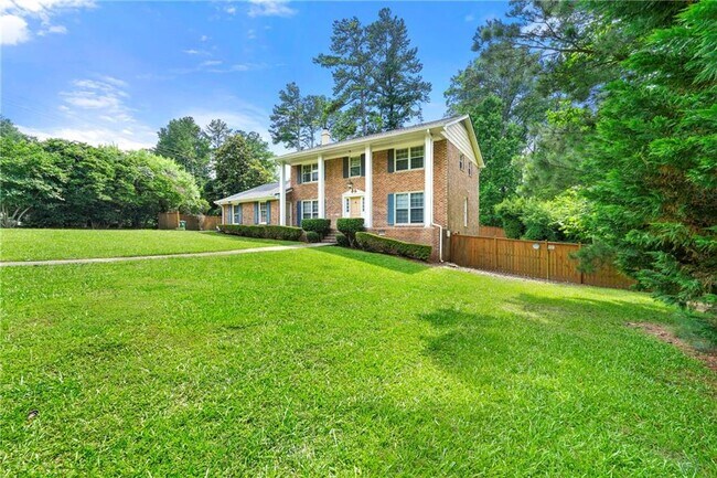 Foto del edificio - 5100 Mt Vernon Way
