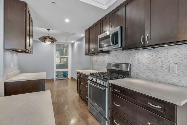 Foto del edificio - 1512 Frankford Ave