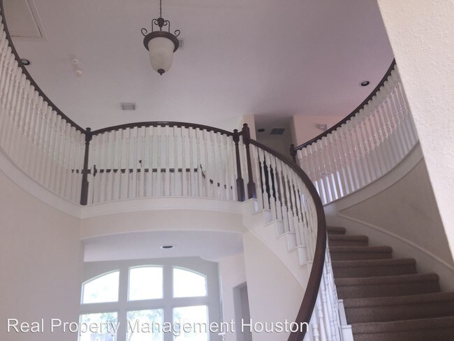 Foto del edificio - 14207 Parable Ln