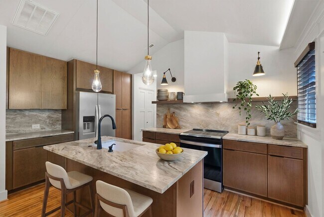 Foto del edificio - 206 Ashley Ave
