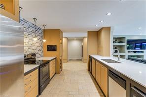 Foto del edificio - 542 92nd Ave N
