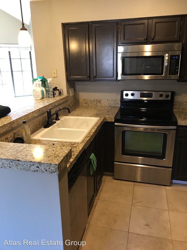 Building Photo - 2 br, 1 bath House - 840 S Vance St Unit C