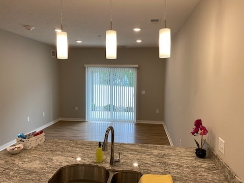Building Photo - Ascend On 75