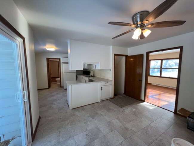 Foto del edificio - 4922 Knox Ln