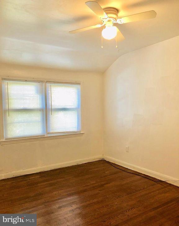 Building Photo - 1204 Cochran Ave