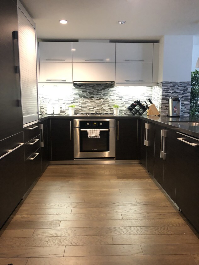 Kitchen - 435 China Basin St