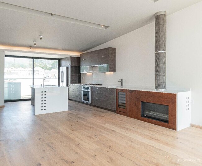 Foto del edificio - 320 Cornwall St