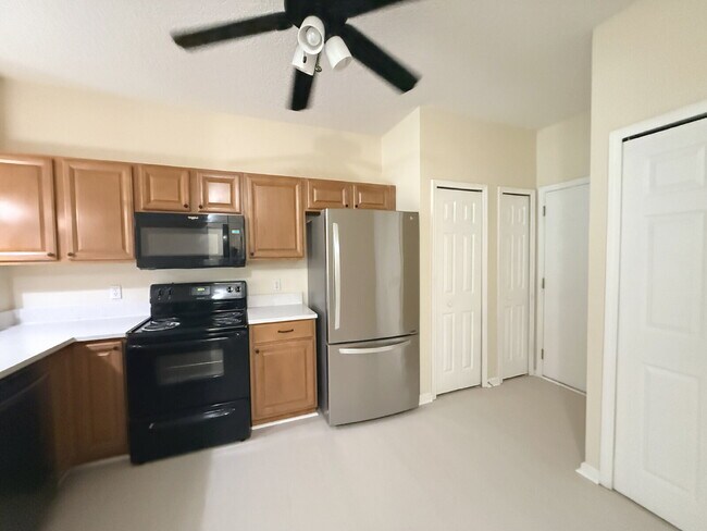 Foto del edificio - The Gables 2BR | 2.5BA Townhome!