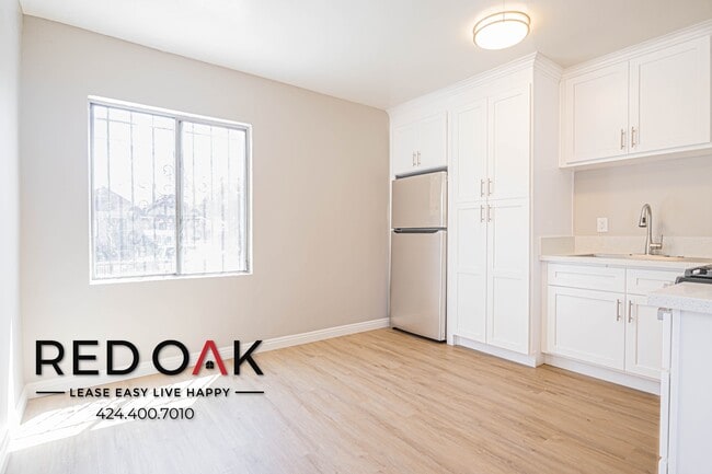 Foto del edificio - 1589 E 47th St