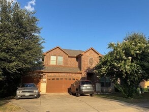Building Photo - 1025 Fred Couples Ct