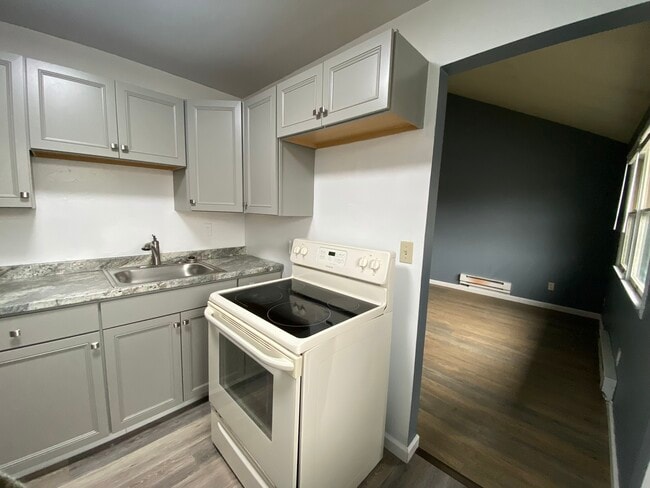 Building Photo - THE VILLAGES SOUTH 314