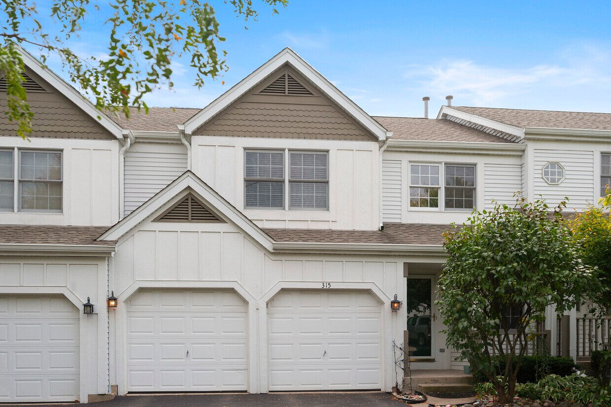 Foto principal - 315 Spring Point Dr
