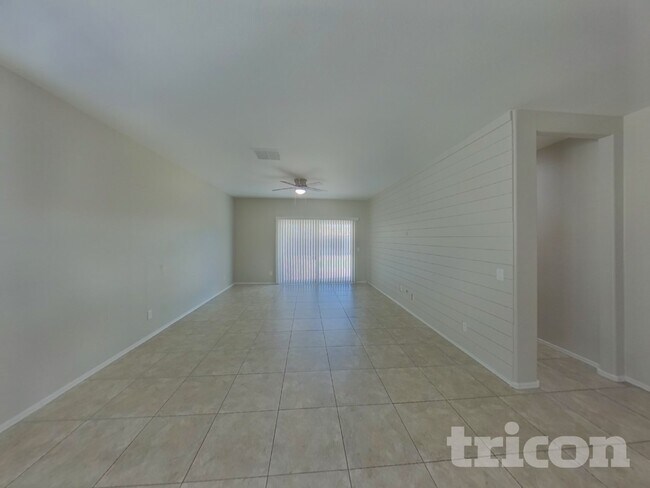 Building Photo - 17915 N Nocera Rd