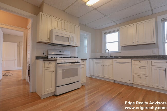 Building Photo - 80 Brayton Rd