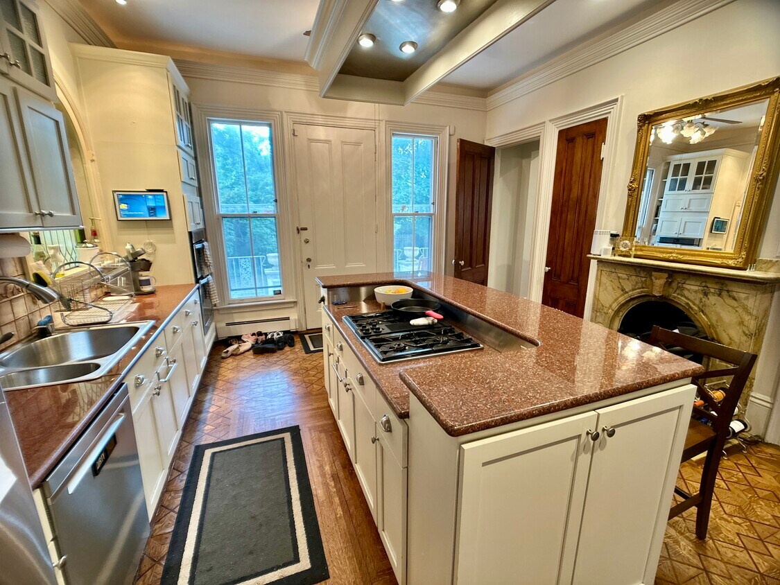 Foto principal - 61 Pond St