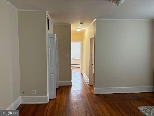 Foto del edificio - 2121 N Street NW Unit 6