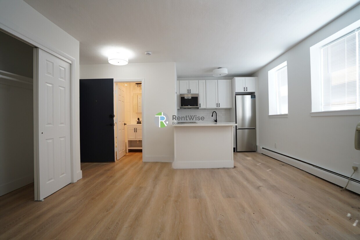 Foto principal - 740 E 7th St