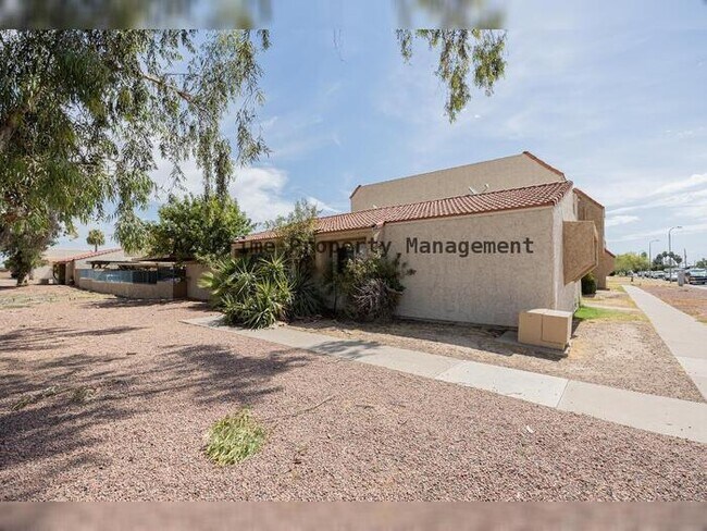 Building Photo - 4876 W ROSE LN, GLENDALE AZ