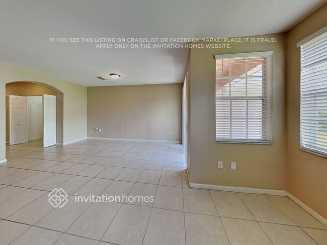Building Photo - 251 Las Brisas Cir