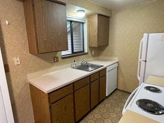 Foto del edificio - Cozy 1 Bedroom Apartment Close to Schools and Base