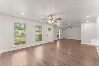 Building Photo - 4135 Hill Oak Dr