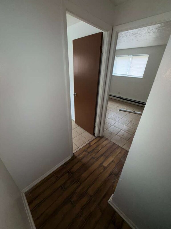 Building Photo - 14815 Euclid Ave