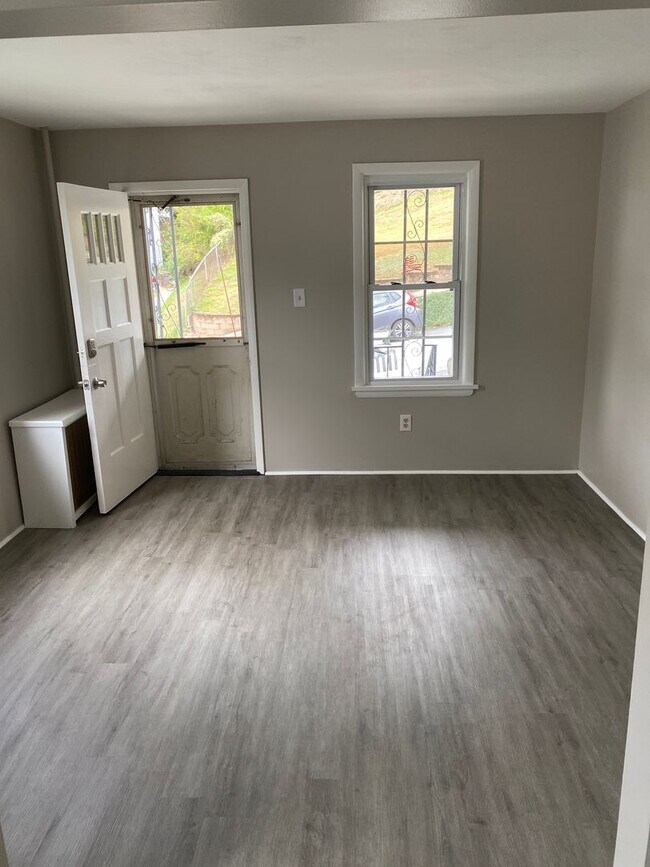 Foto del edificio - 342-344 N Fillmore Ave
