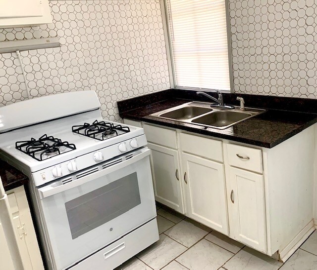 Foto del edificio - 1800 Dante St