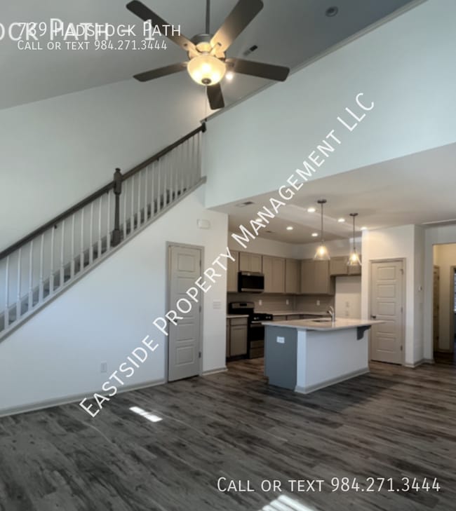 Building Photo - 739 Hadstock Path