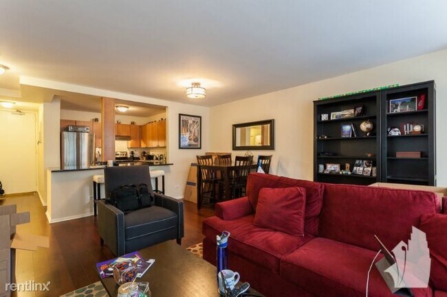 Foto del edificio - 25 E Huron St