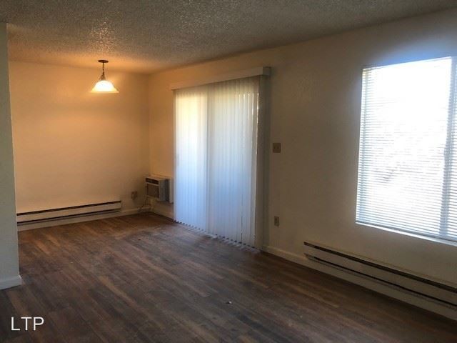 Building Photo - 3950 Clear Acre Ln