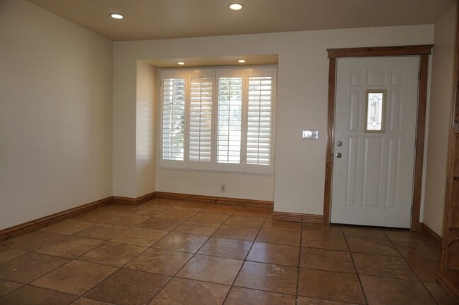 Building Photo - 3741 W 8850 S