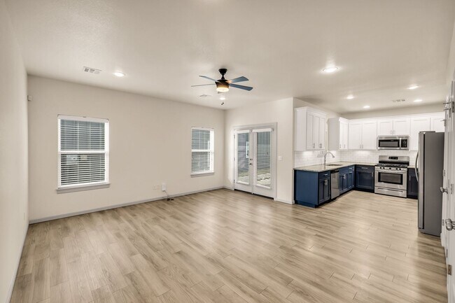 Foto del edificio - 3503 E 21st St