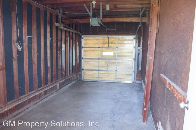 Building Photo - 3 br, 2 bath House - 1080 Donegal Springs