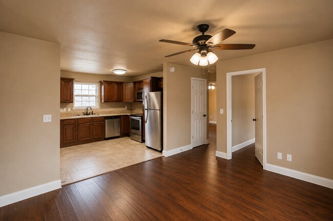 Building Photo - 316 N Double Springs Rd