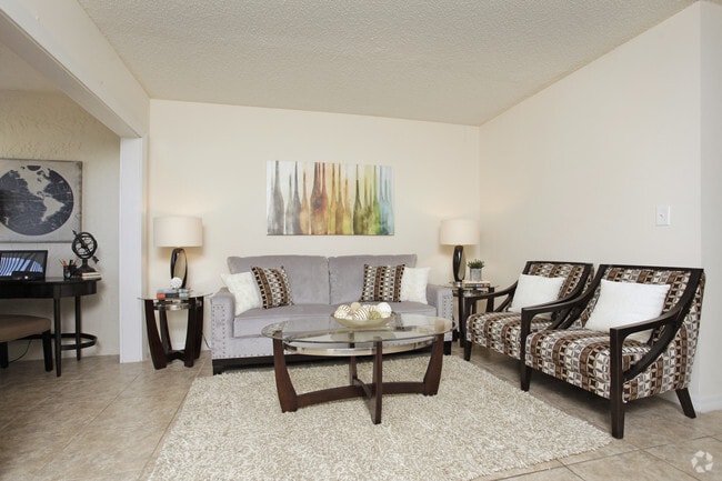 Interior Photo - La Estancia Apartments