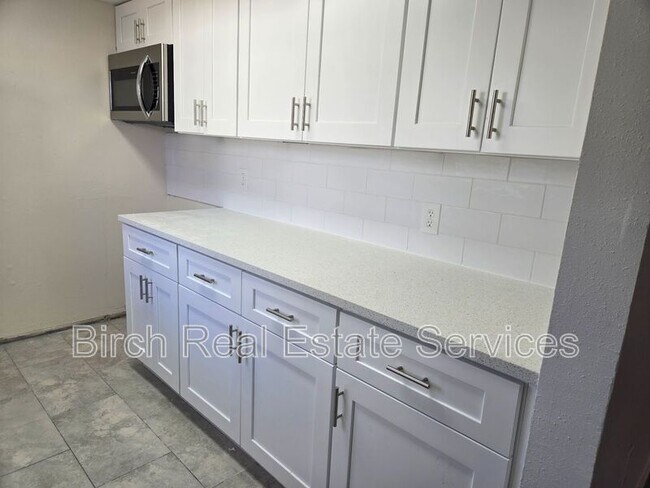 Building Photo - 5342 Cotee River Drive
