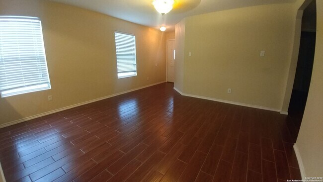 Foto del edificio - Cute 3/2/2 single story in Bulverde Village!