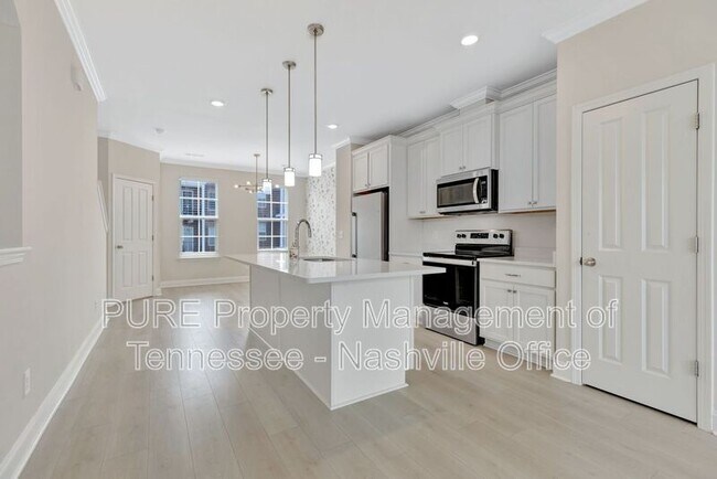 Building Photo - 3314 Tasker Dr