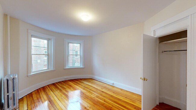 Foto del edificio - 1381 Commonwealth Ave