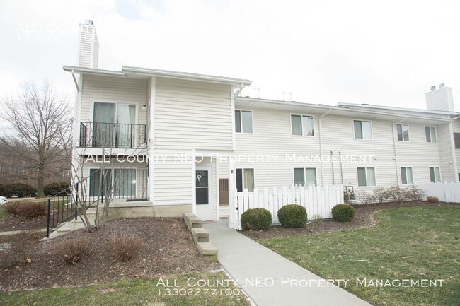 Building Photo - 2 Bed, 1 Bath Portage Point Condo