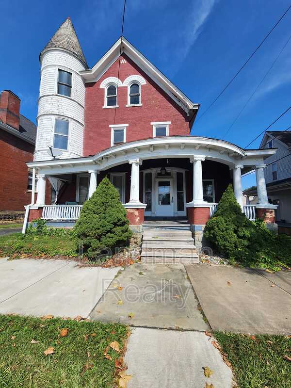 Primary Photo - 516 3rd St