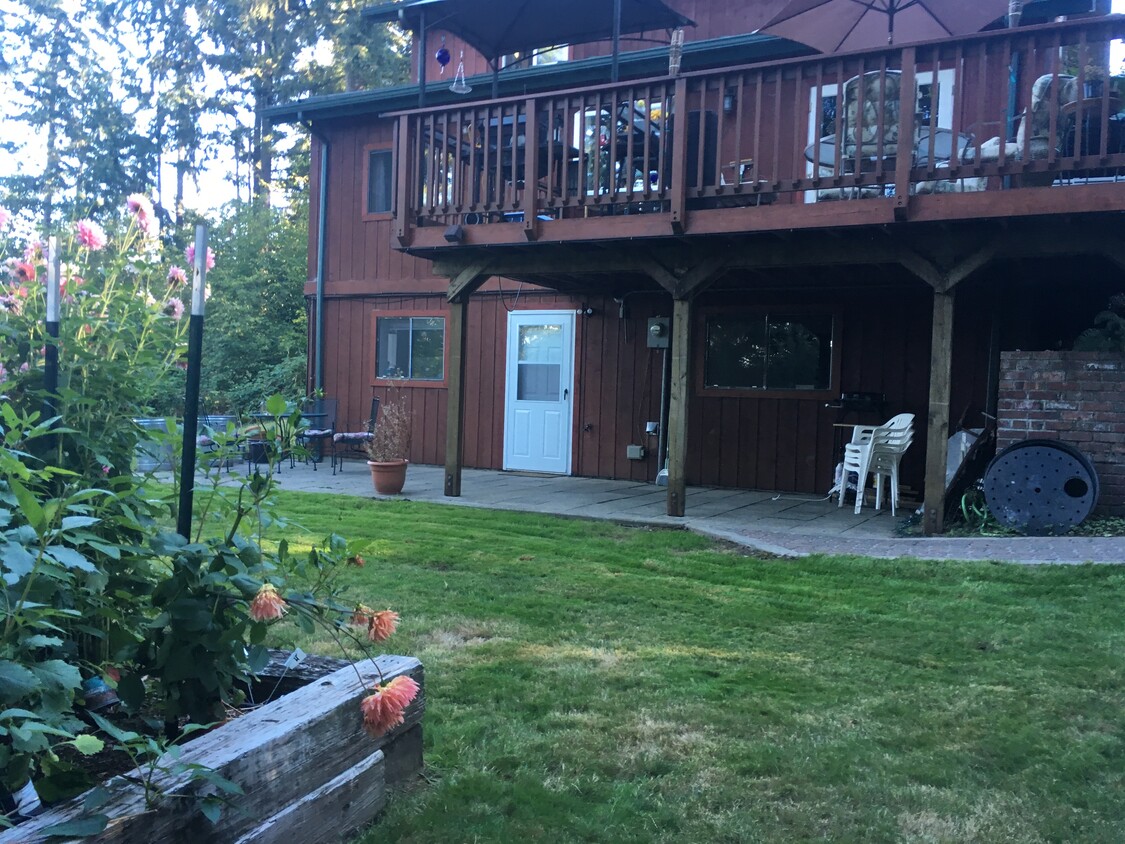 Foto principal - 109 182nd Ave E