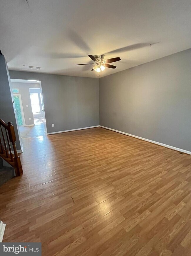 Building Photo - 4303 Day Lily Dr