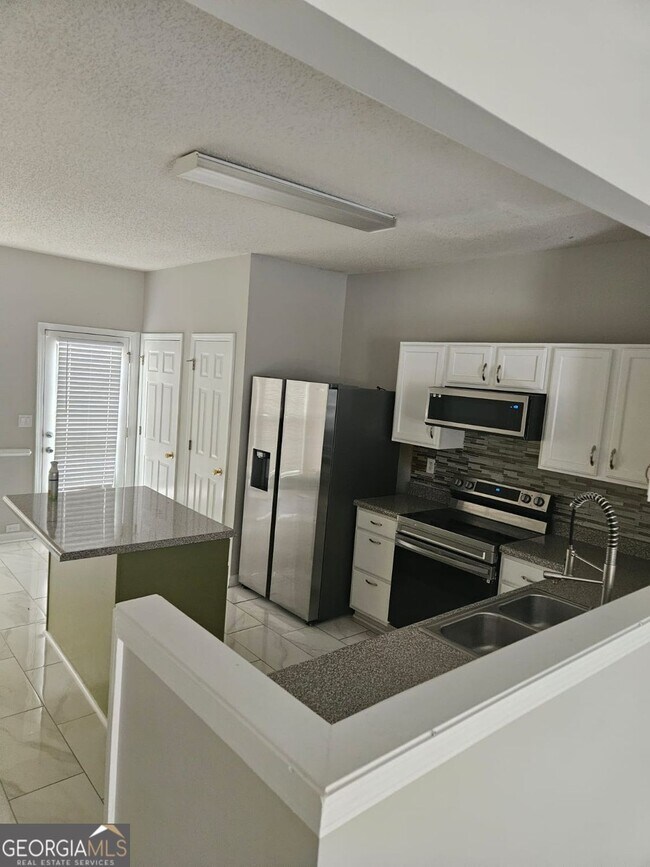 Foto del edificio - 2735 Parkway Trail