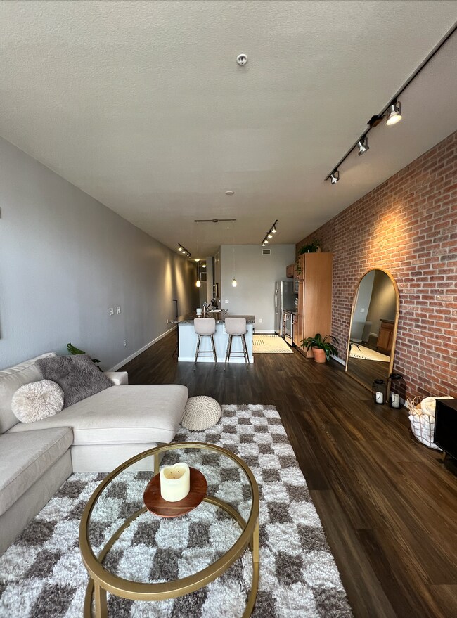 Foto del edificio - 7240 W Custer Ave