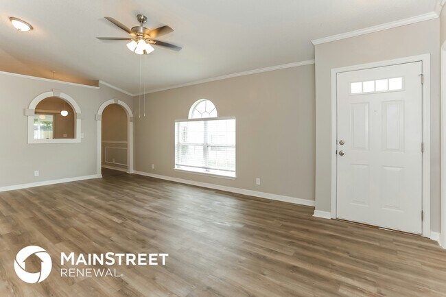 Foto del edificio - 2663 Kimberly Forest Dr E